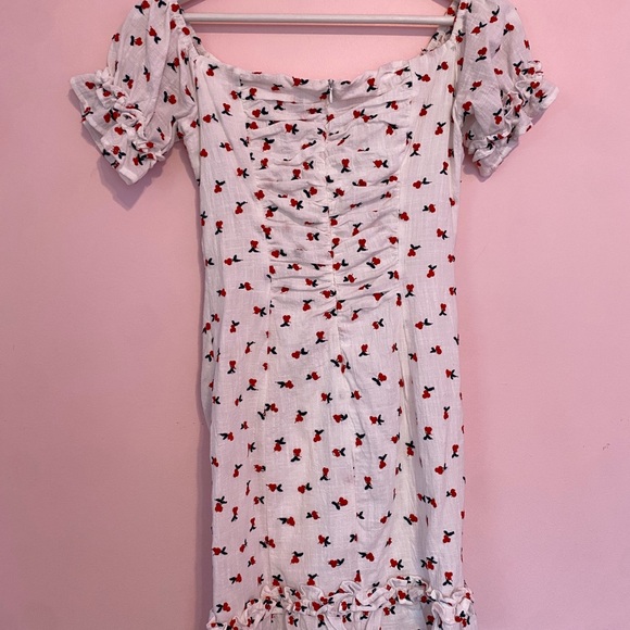 Zara cherry dress - Picture 2 of 3